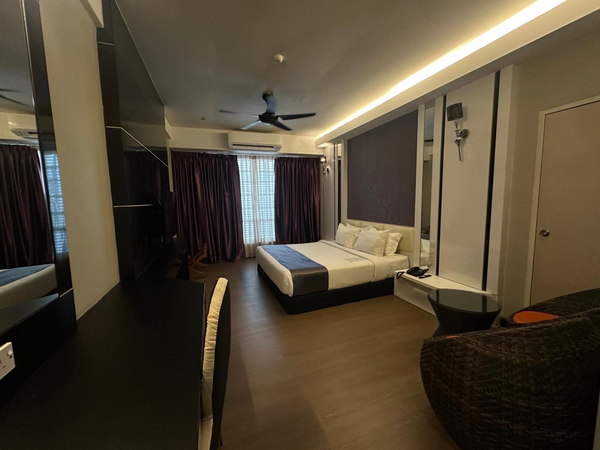 The Sterling Boutique Hotel Melaka Exterior photo