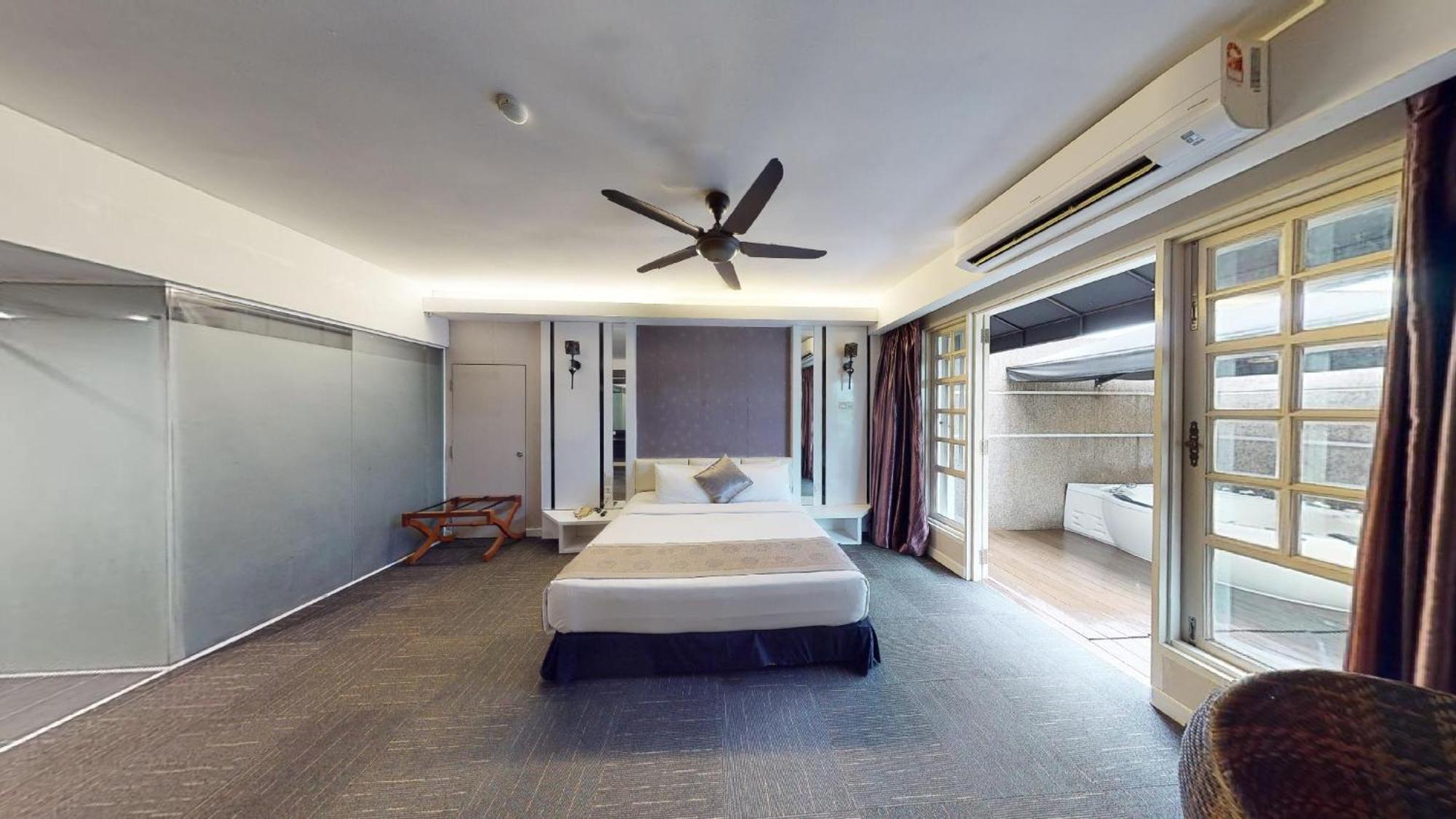 The Sterling Boutique Hotel Melaka Exterior photo