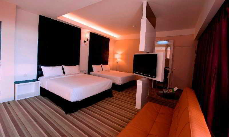 The Sterling Boutique Hotel Melaka Exterior photo